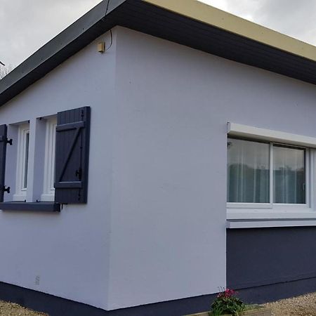 Agréable petite maison avec jardin et parking Chamvres Exterior foto